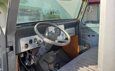 Willys-Custom-1961-Gray-Gray-2