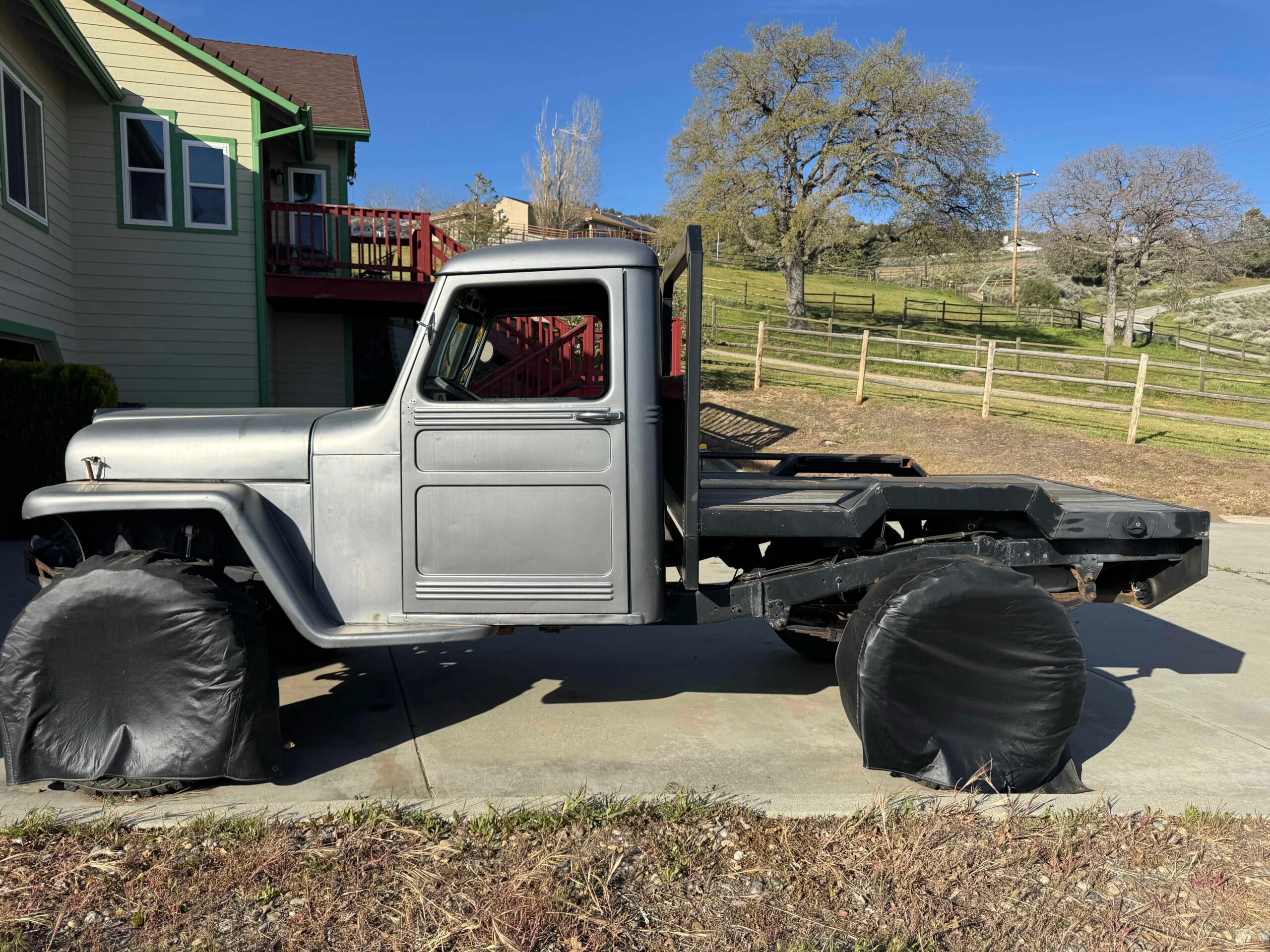 Willys-Custom-1961-Gray-Gray-5