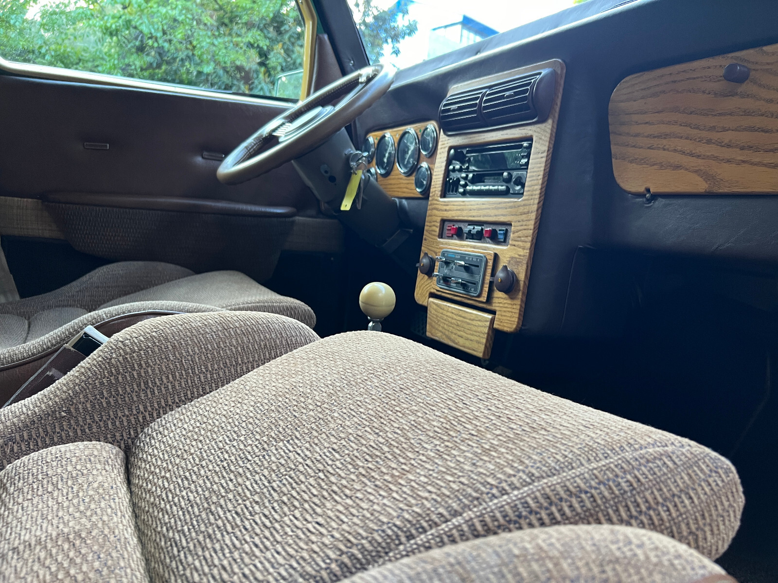 Willys-Custom-Wagon-1963-Wagon-10