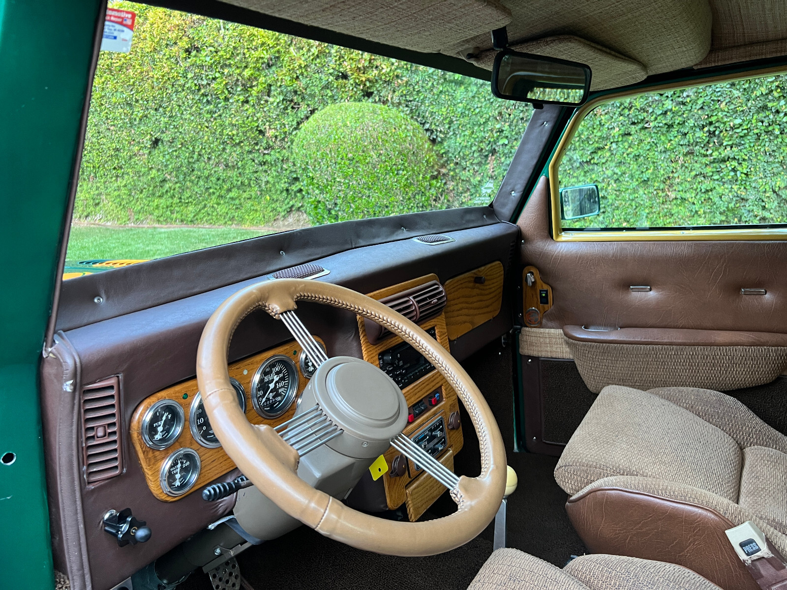 Willys-Custom-Wagon-1963-Wagon-11