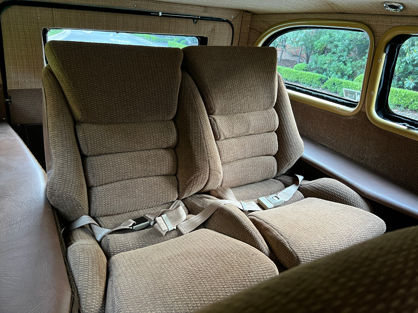 Willys-Custom-Wagon-1963-Wagon-13