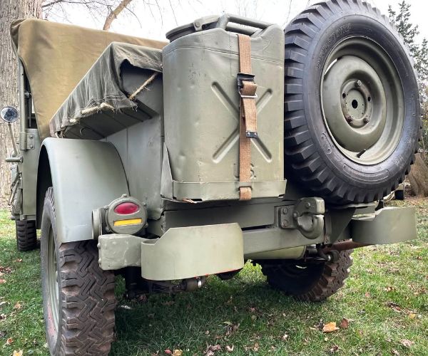 Willys-Jeep-1946-8