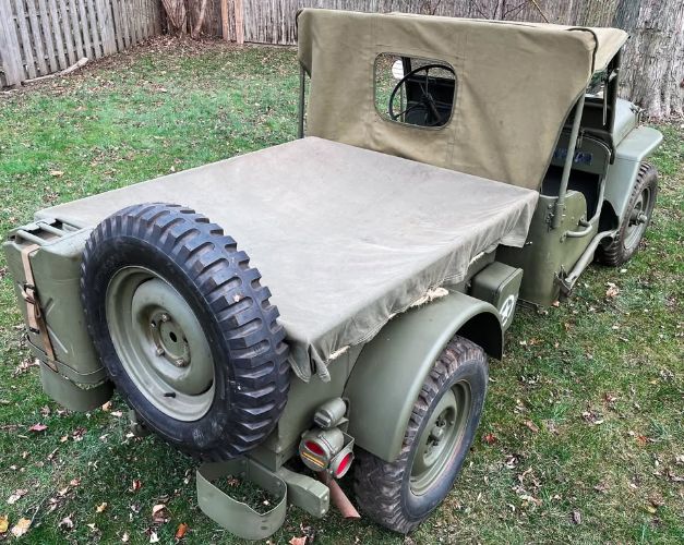Willys-Jeep-1946-9