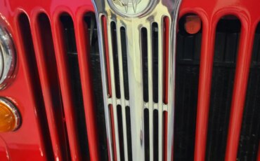 Willys-Jeepster-1949-Red-Black-13