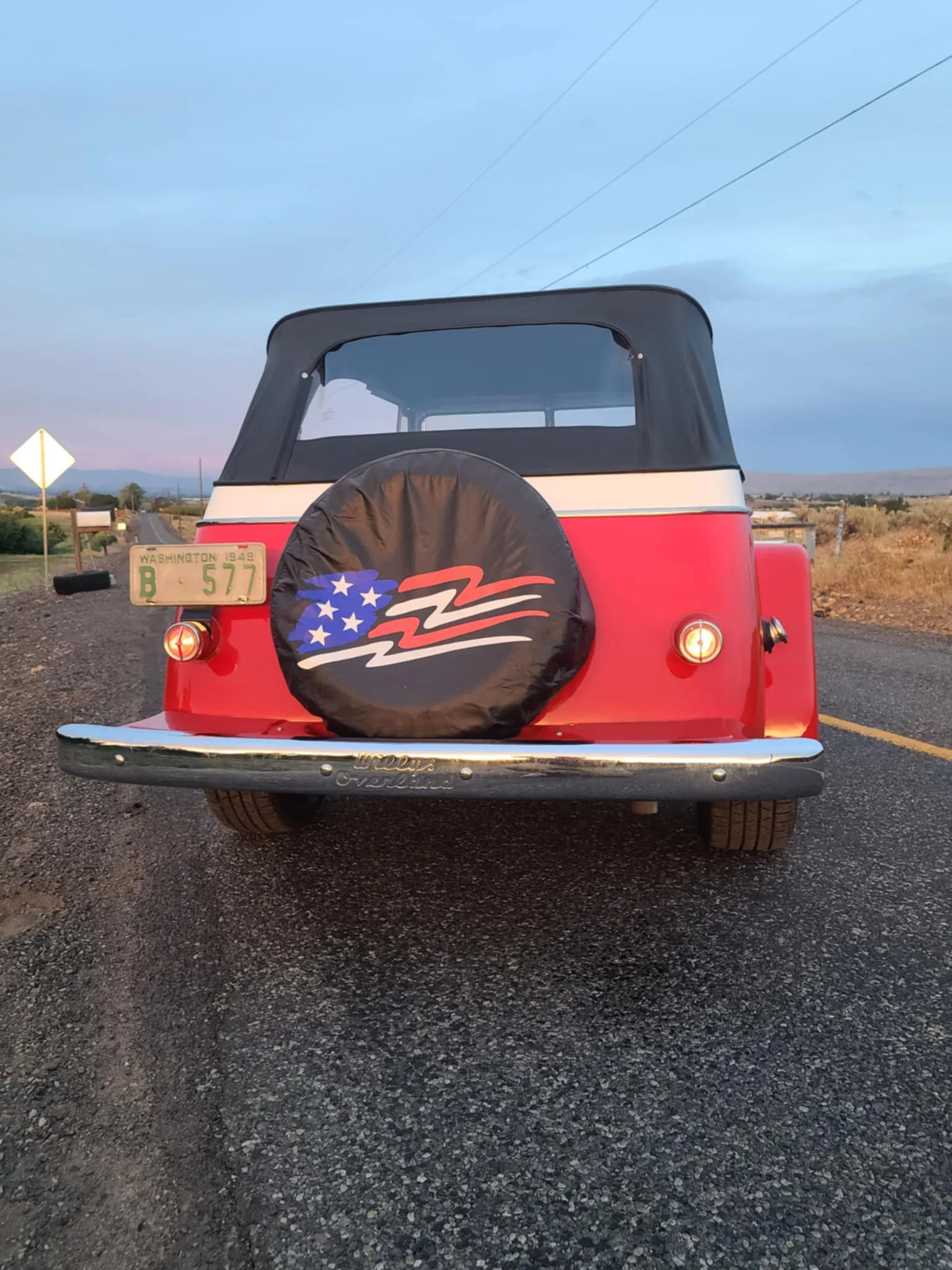 Willys-Jeepster-1949-Red-Black-15