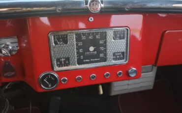 Willys-Jeepster-1949-Red-Black-16