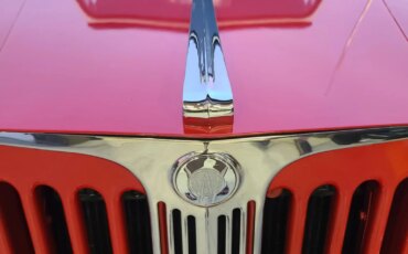 Willys-Jeepster-1949-Red-Black-2
