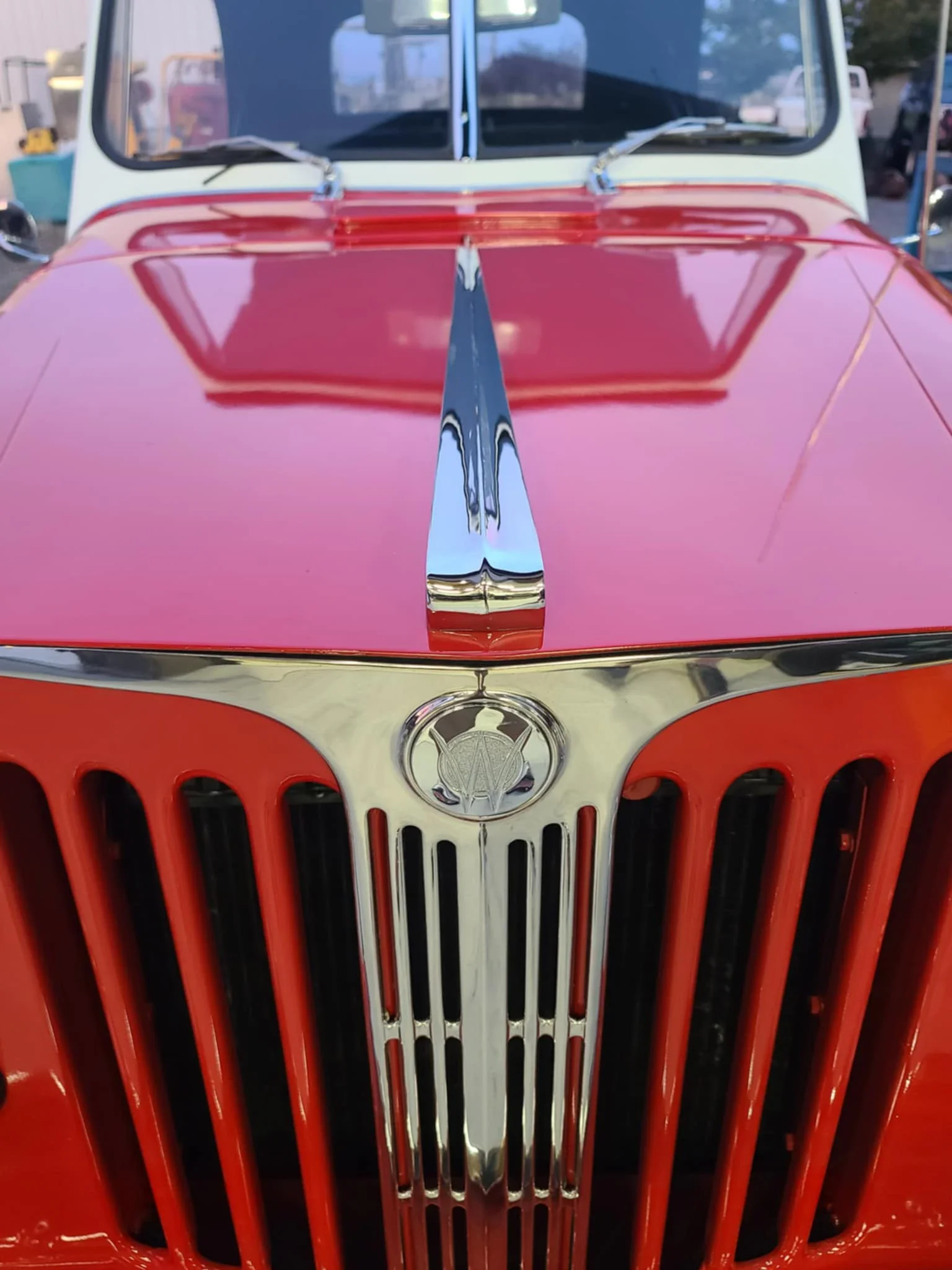 Willys-Jeepster-1949-Red-Black-2