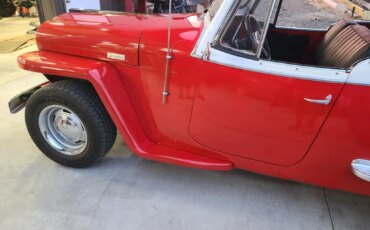 Willys-Jeepster-1949-Red-Black-25