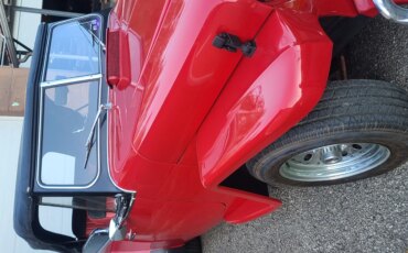 Willys-Jeepster-phaeton-1951-Red-Red-1