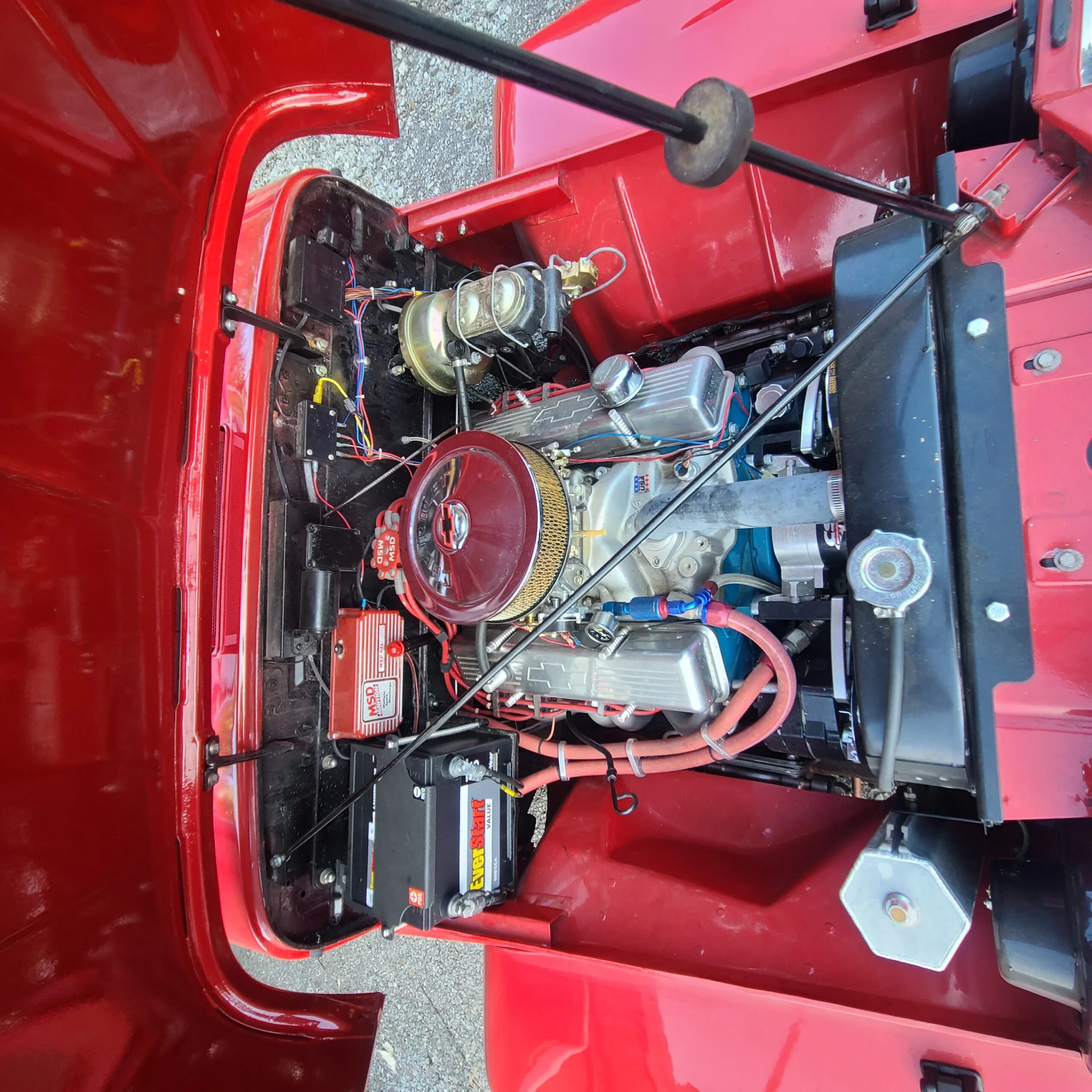 Willys-Jeepster-phaeton-1951-Red-Red-17