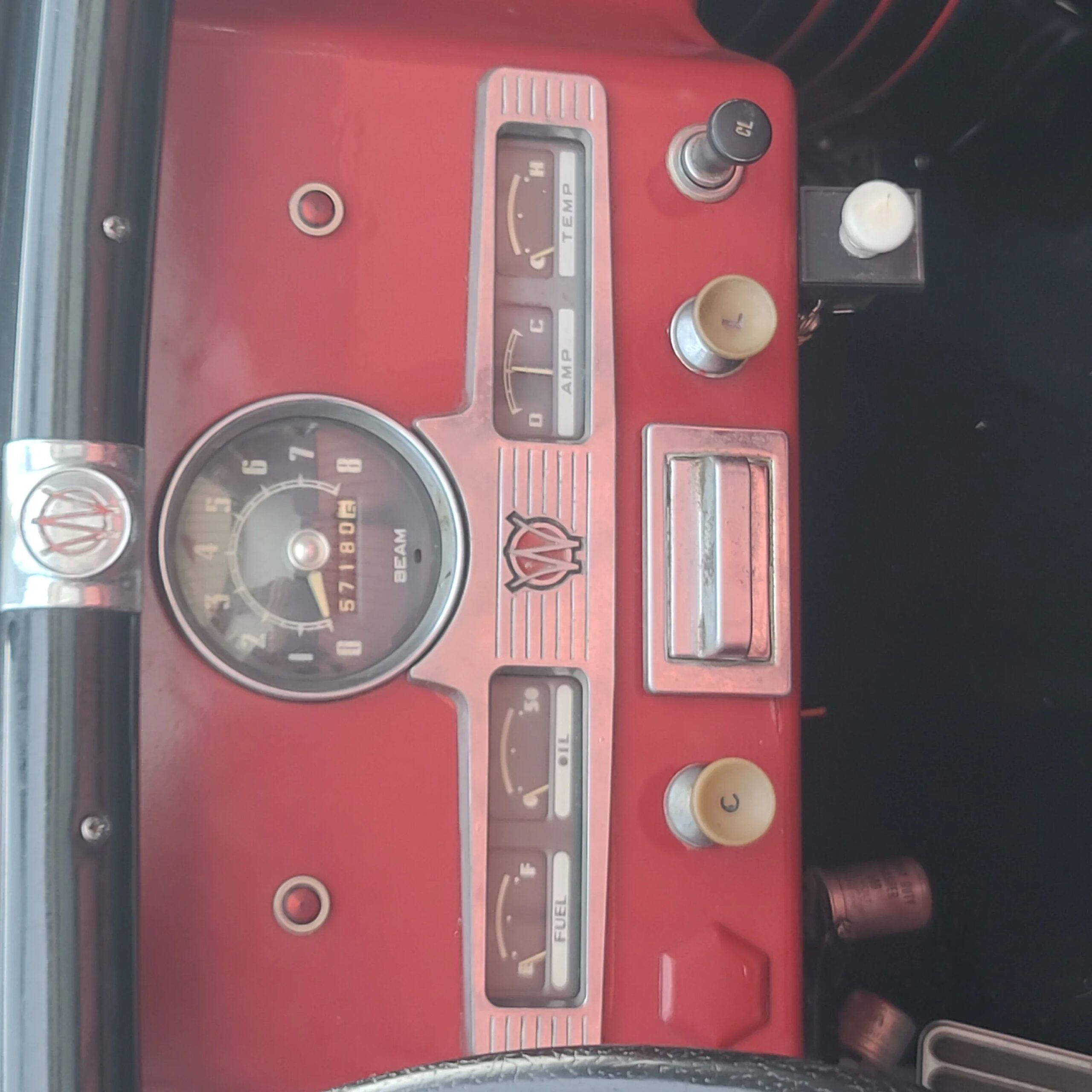 Willys-Jeepster-phaeton-1951-Red-Red-29