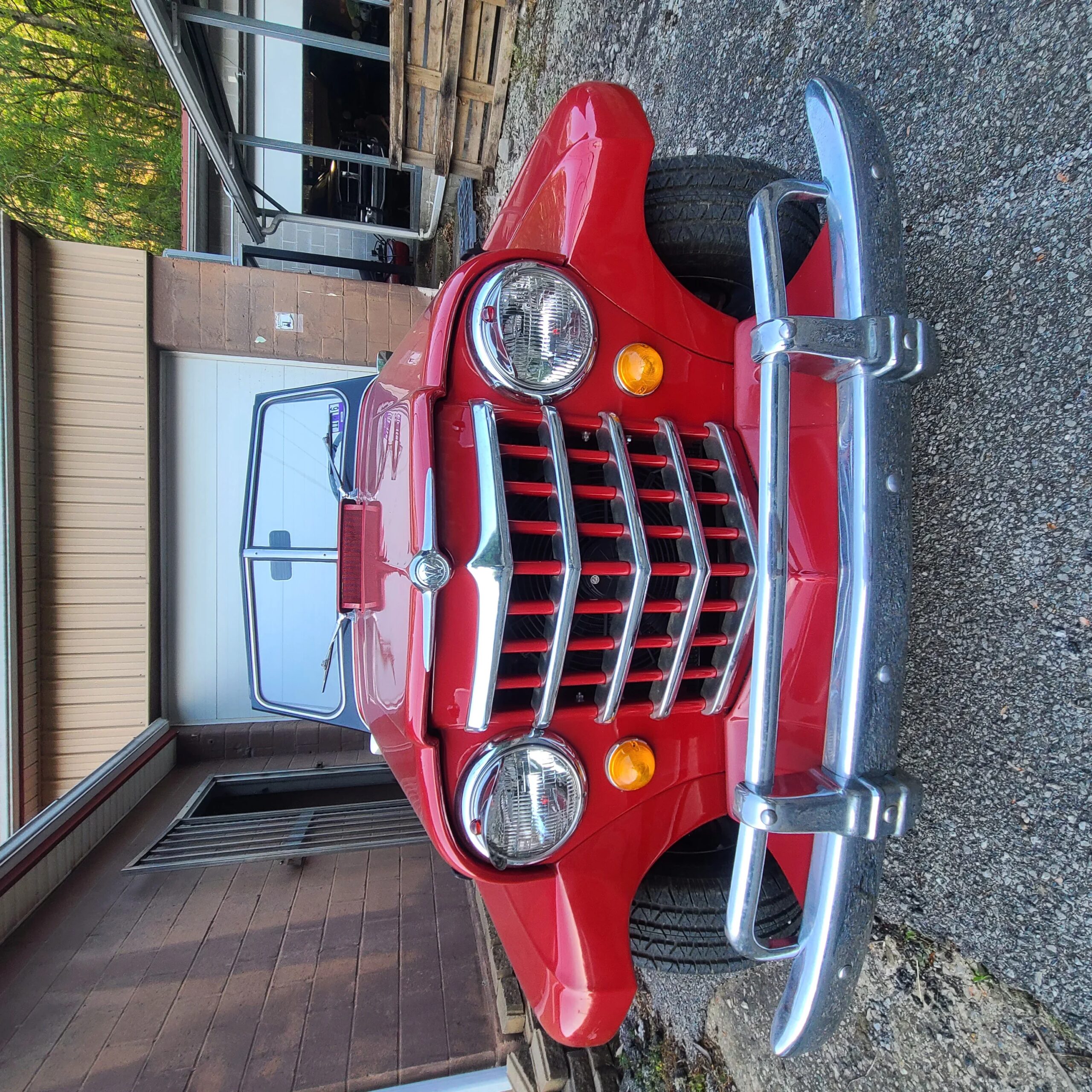 Willys-Jeepster-phaeton-1951-Red-Red-30