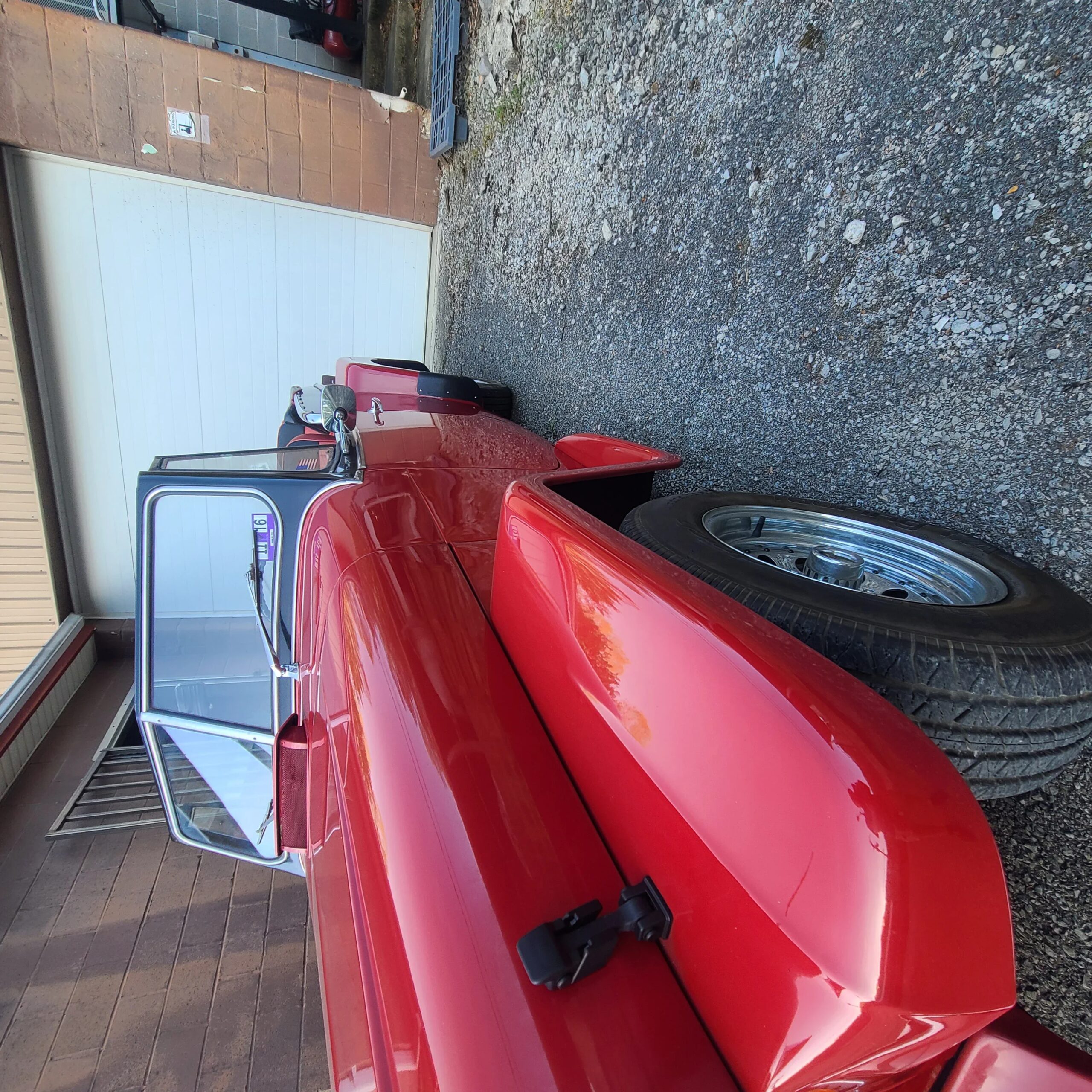 Willys-Jeepster-phaeton-1951-Red-Red-31
