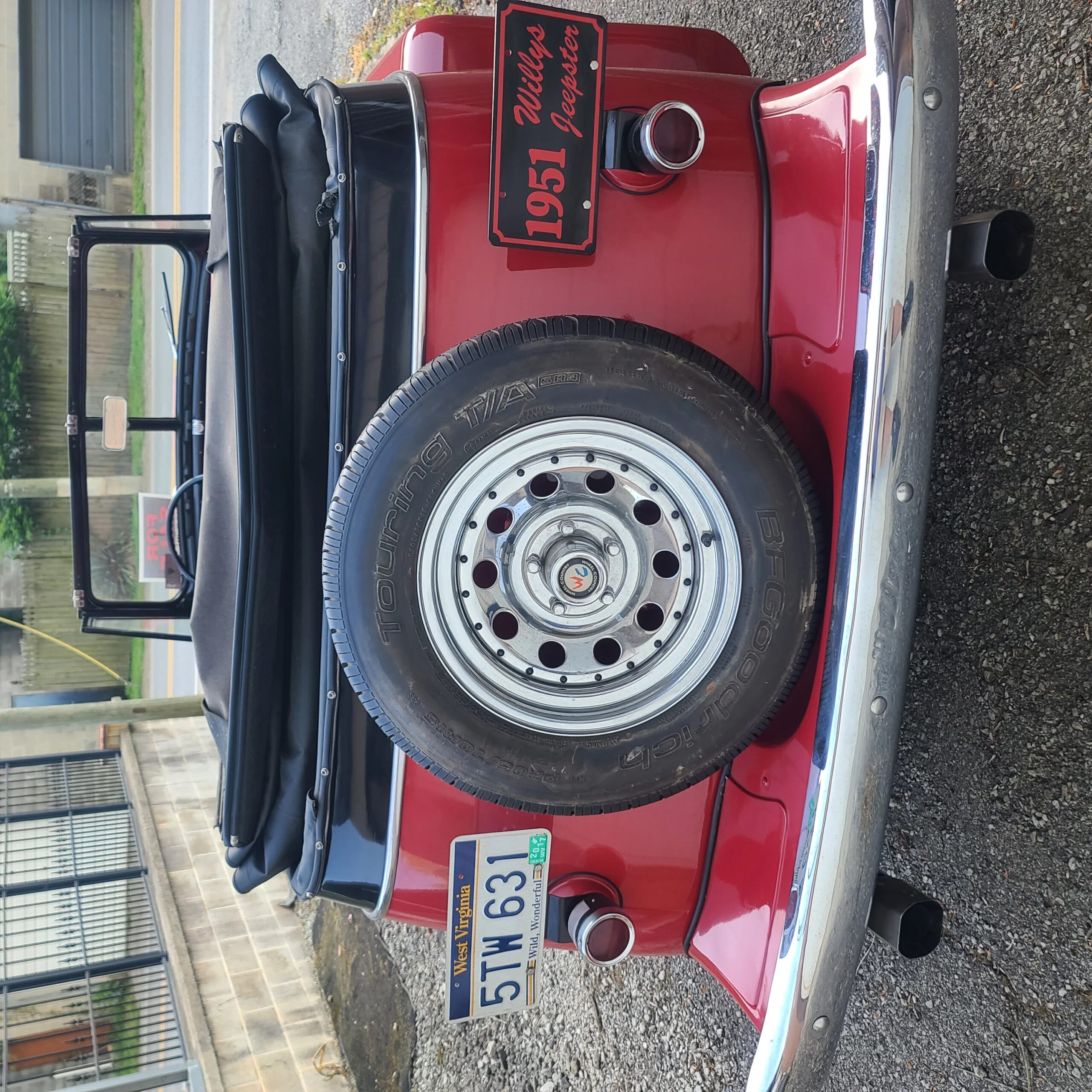 Willys-Jeepster-phaeton-1951-Red-Red-5