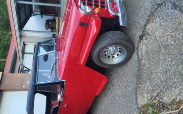 Willys-Jeepster-phaeton-1951-Red-Red-7