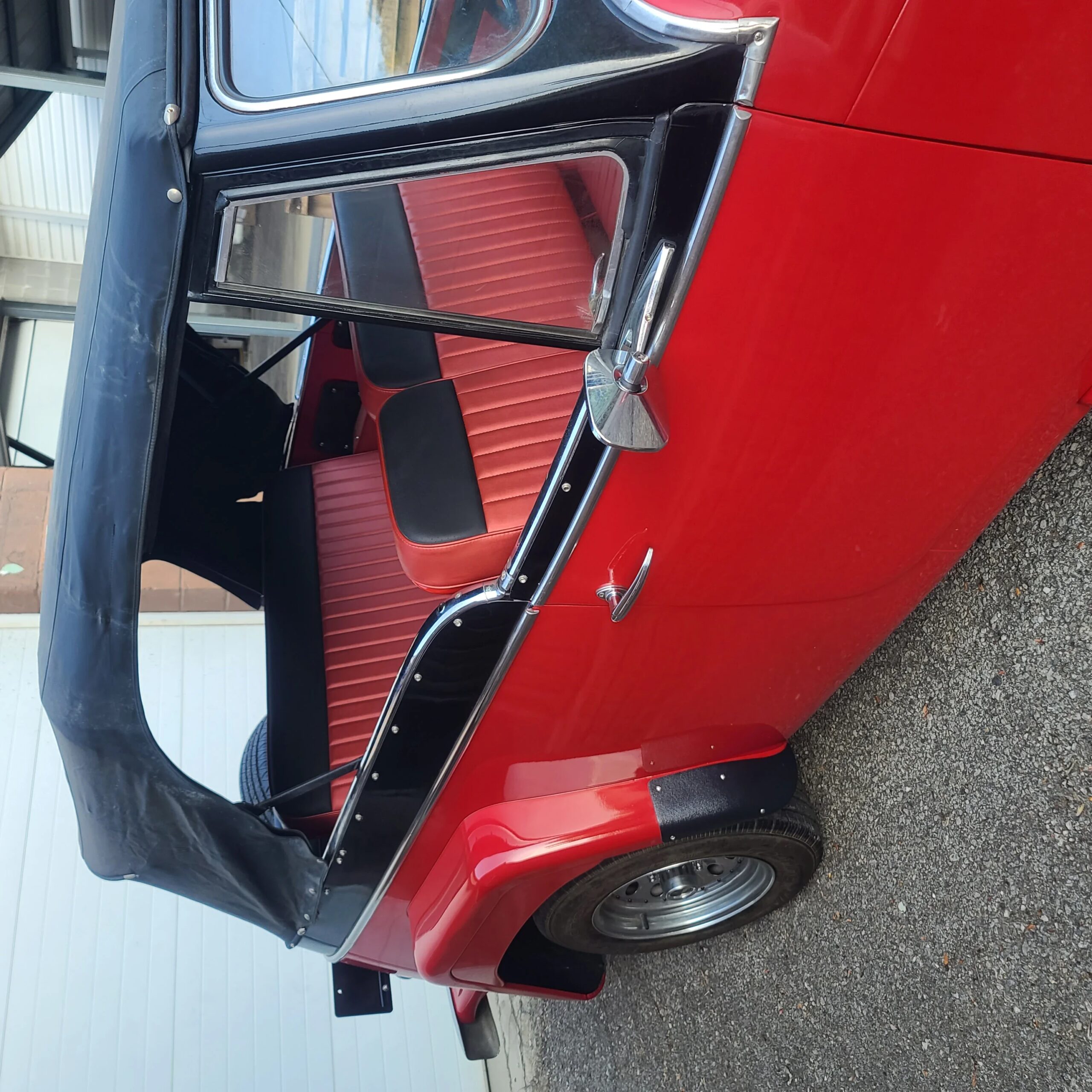 Willys-Jeepster-phaeton-1951-Red-Red-8
