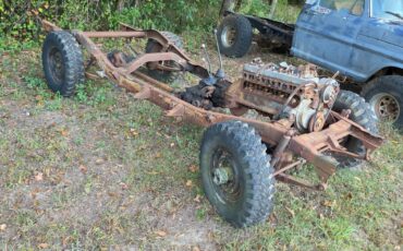 Willys-Station-Wagon-1957-Wagon