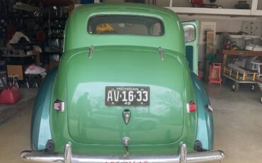 Willys-americar-1942-green-1