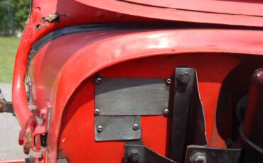 Willys-jeep-1946-red-4