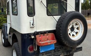 Willys-jeep-1948-blue-2