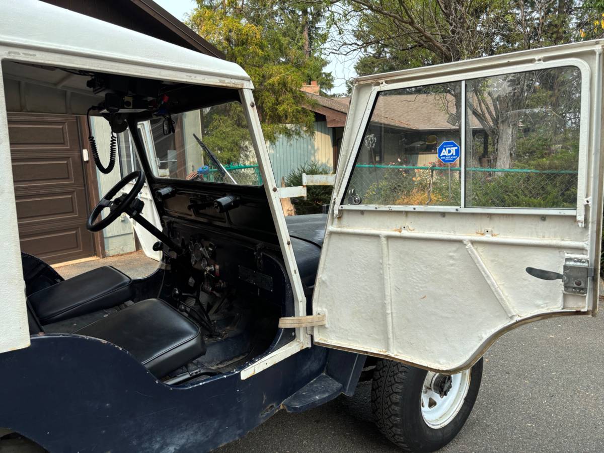Willys-jeep-1948-blue-9