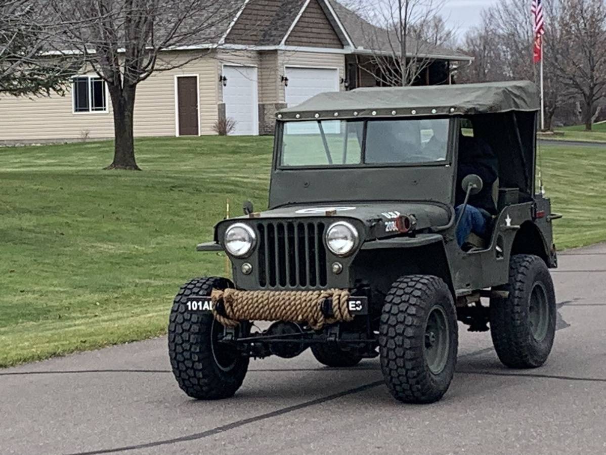 Willys-jeep-1952-green-1