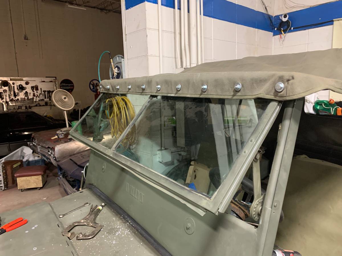 Willys-jeep-1952-green-3