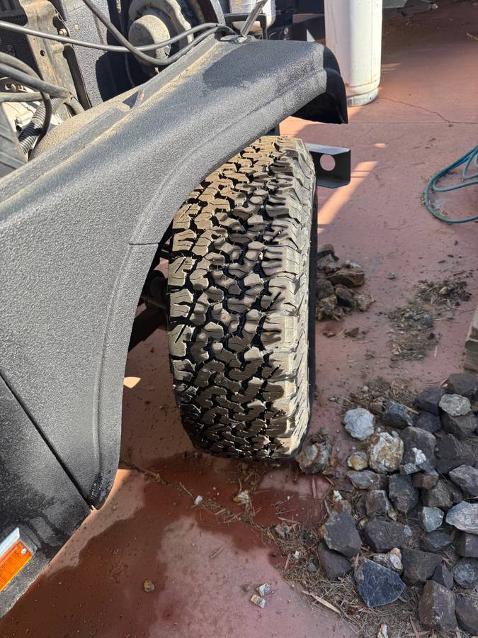 Willys-jeep-1960-black-9