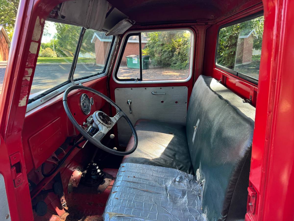 Willys-jeep-pickup-1957-10