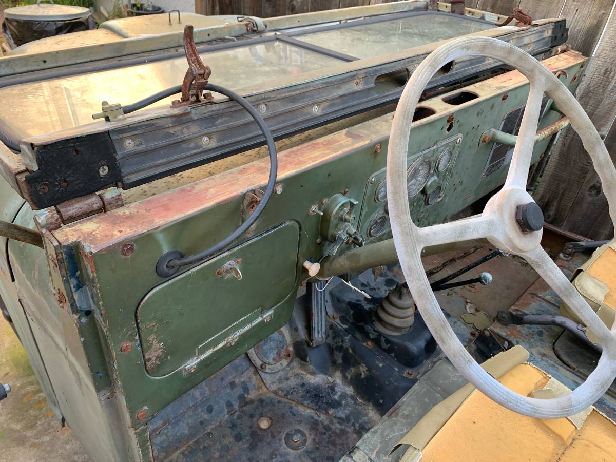Willys-m38a1-1952-green-1