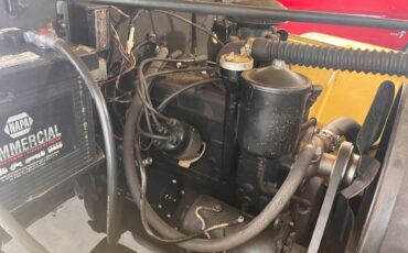 Willys-overland-jeepster-1950-yellow-9