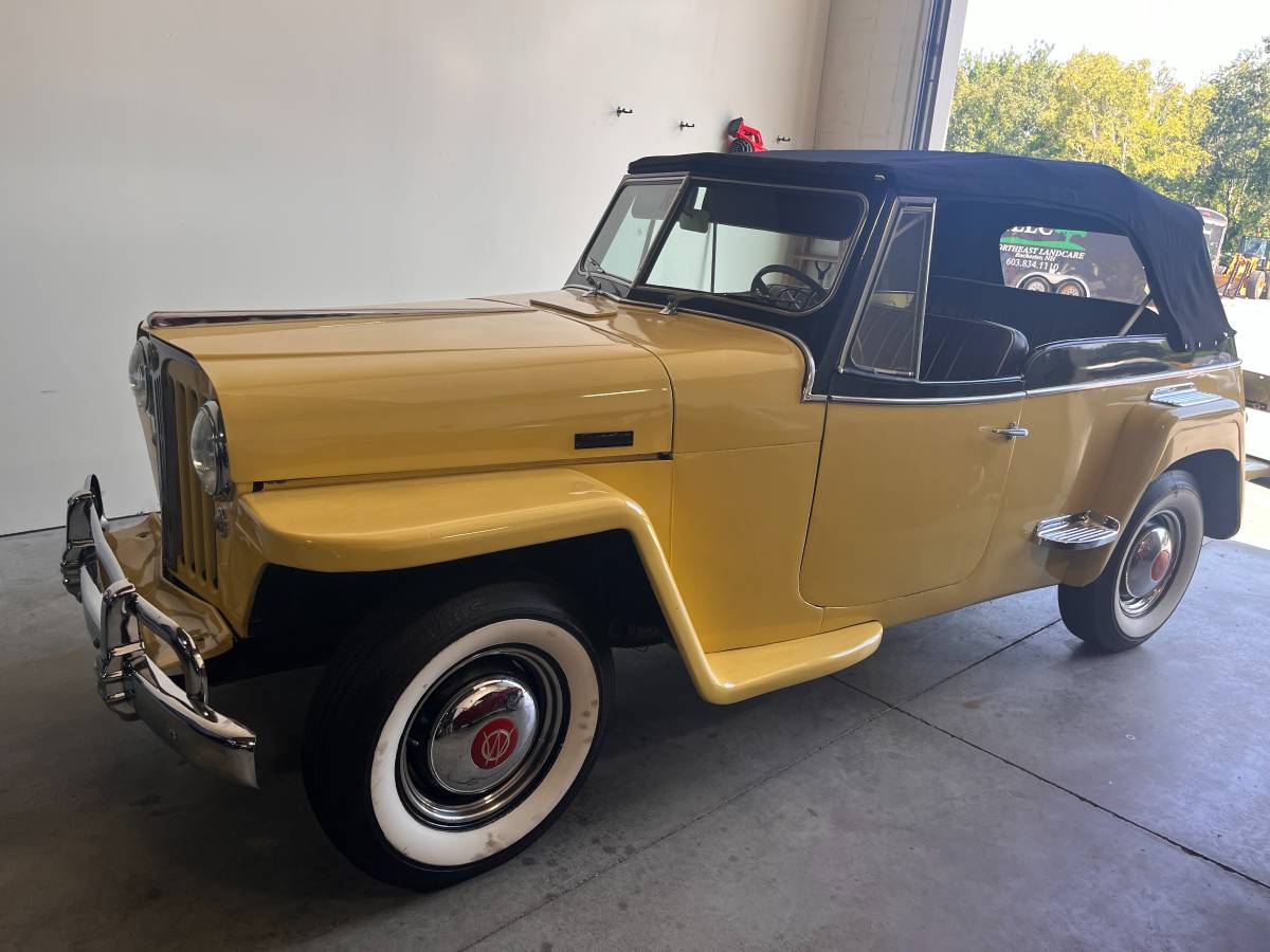 Willys-overland-jeepster-1950-yellow