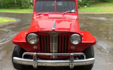 Willys-wagon-1949-red-5