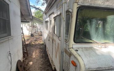 Winnebago-1975-2