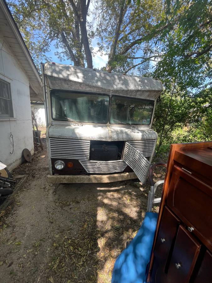 Winnebago-1975