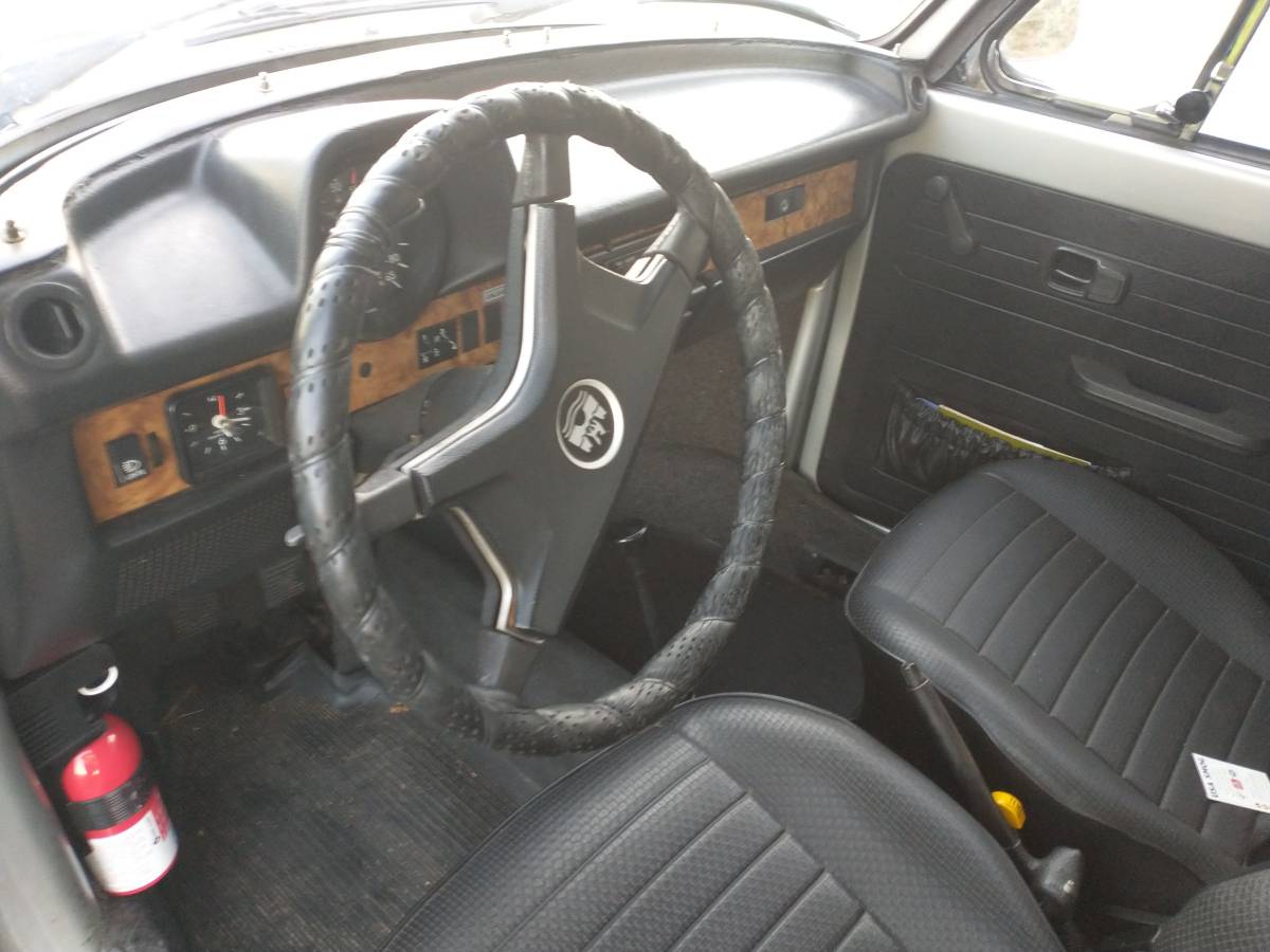 Wolfsburg-karmann-cabriolet-1979-custom-7