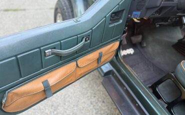 Wrangler-yj-sahara-1994-green-10