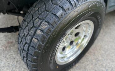Wrangler-yj-sahara-1994-green-12