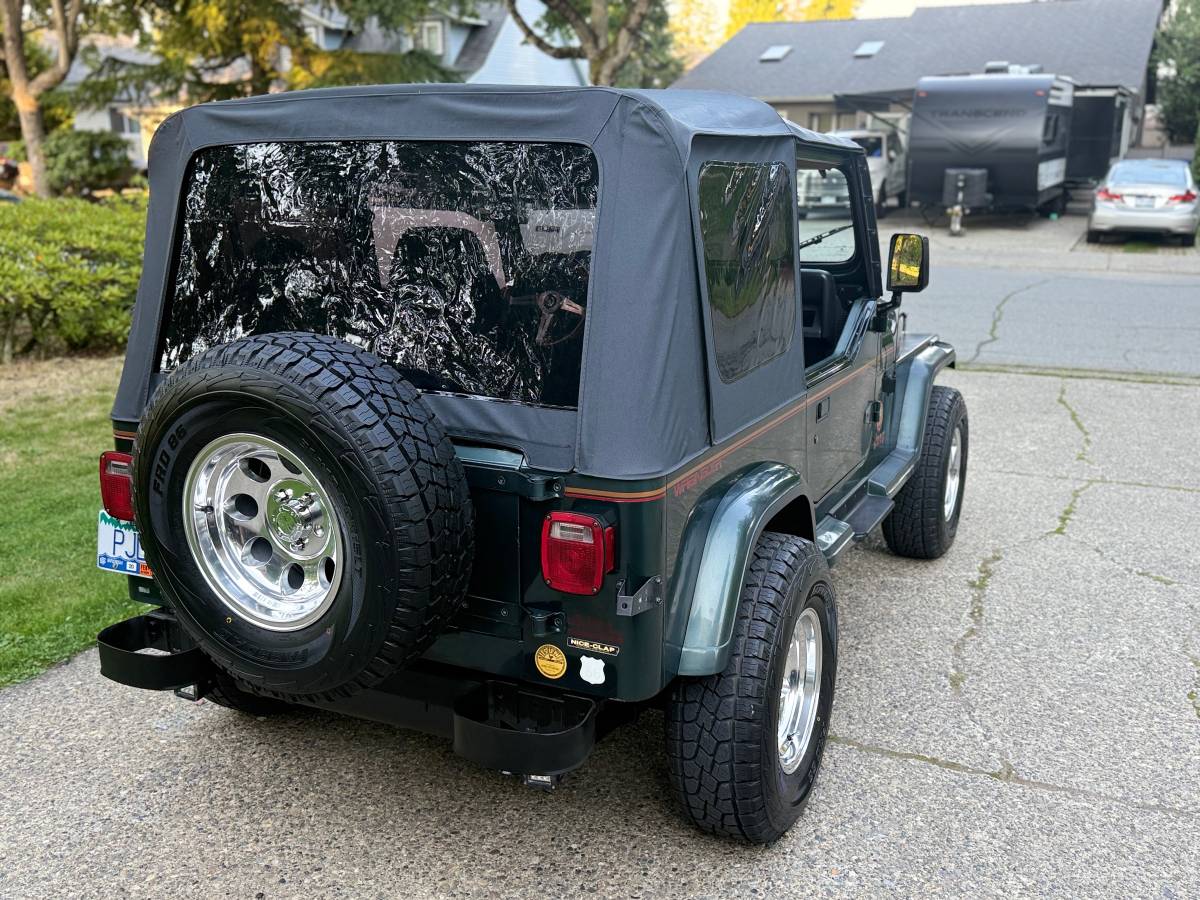 Wrangler-yj-sahara-1994-green-2