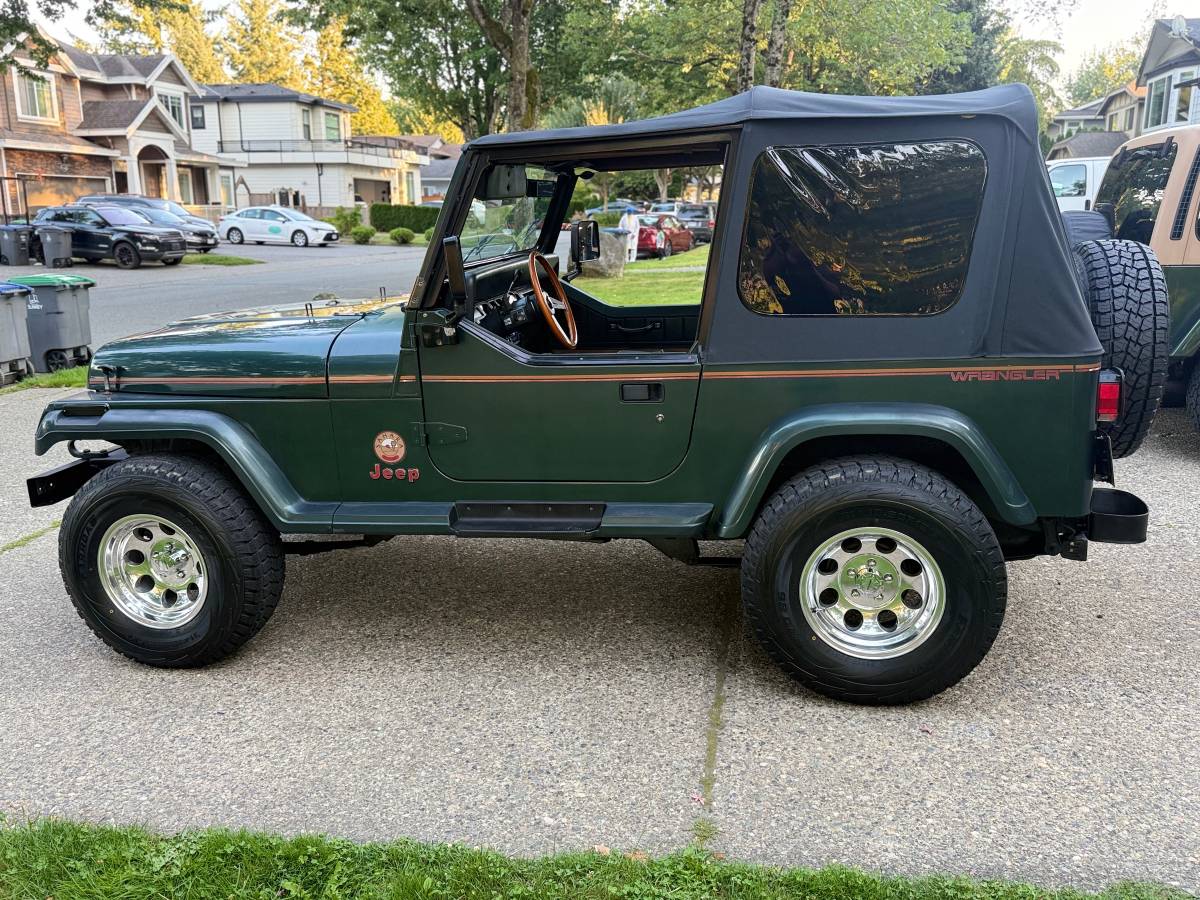 Wrangler-yj-sahara-1994-green-4