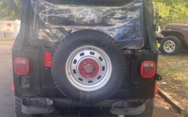 Yj-jeep-wrangler-1994-black-4