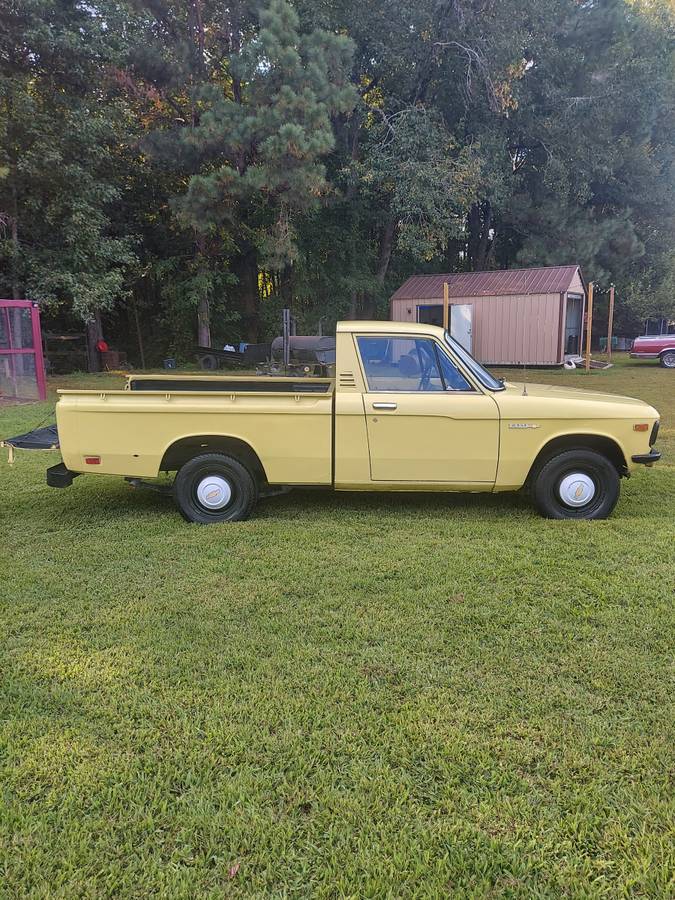 chevy-luv-1973-yellow-7