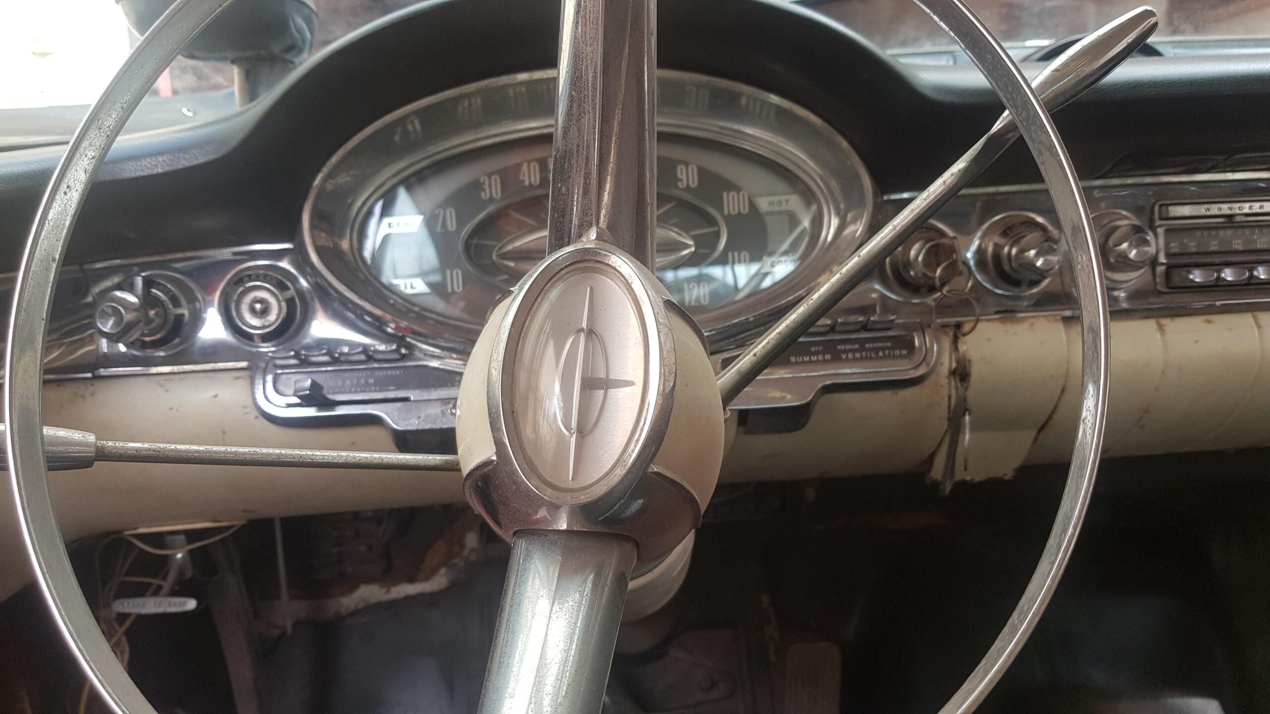 goodtimers-Olsmobile-Super88-1957-5