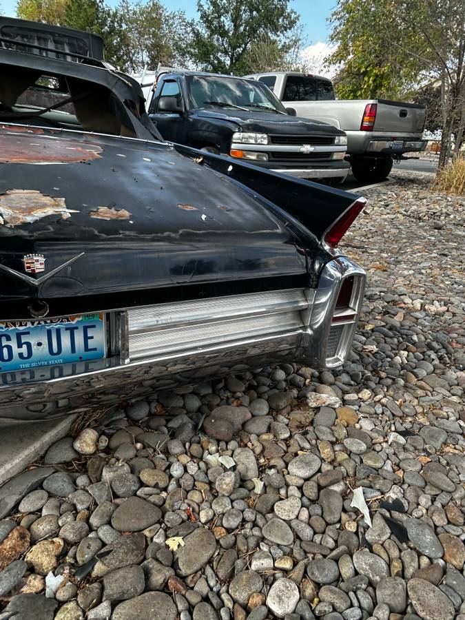 ‘63-cadillac-deville-1963-black-13