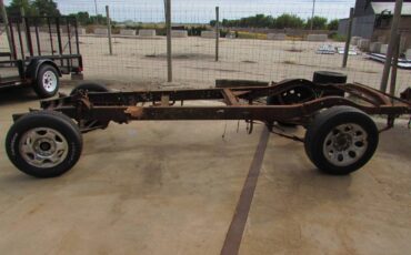 12-ton-truck-frame-1949-orange