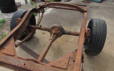 12-ton-truck-frame-1949-orange-4