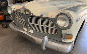 122s-volvo-1966-white-1
