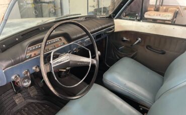 122s-volvo-1966-white-2