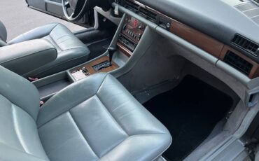 300-se-mercedes-1989-17